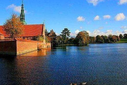 本科報名去丹麥留學一年費用多少