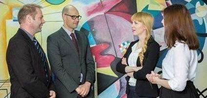 PTE��ԇ�߷���Α����������}