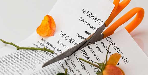 ���ՆT����Щ��λ�m��Ů��