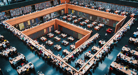 中級(jí)經(jīng)濟(jì)師的考試難不難