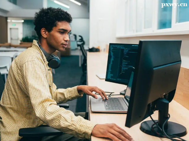 零基礎(chǔ)學(xué)編程報(bào)班效果好嗎