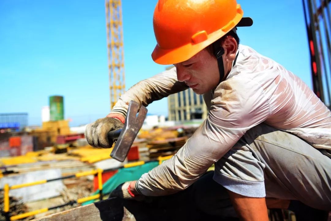 如何選擇正規(guī)的一級建造師培訓機構(gòu)?